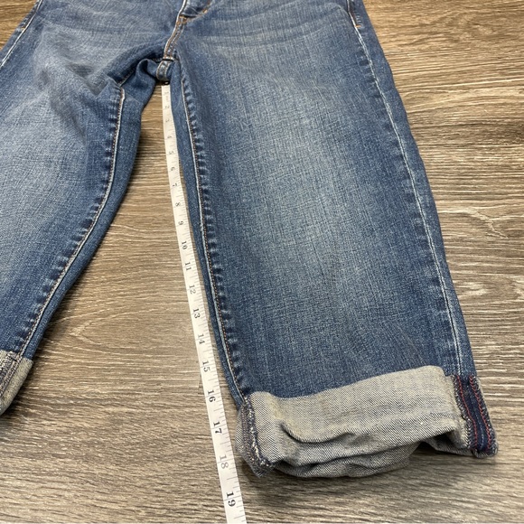 LEVI'S 525 Perfect Waist Capri's Women's Sz 8 Blue Cuff Button Pocket - Picture 7 of 10